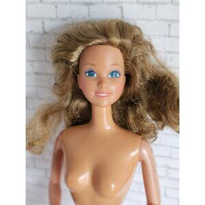 Mattel Heart Family Mom Doll Blonde Blue Eyes 1980s Vintage Barbie Line TLC Nude